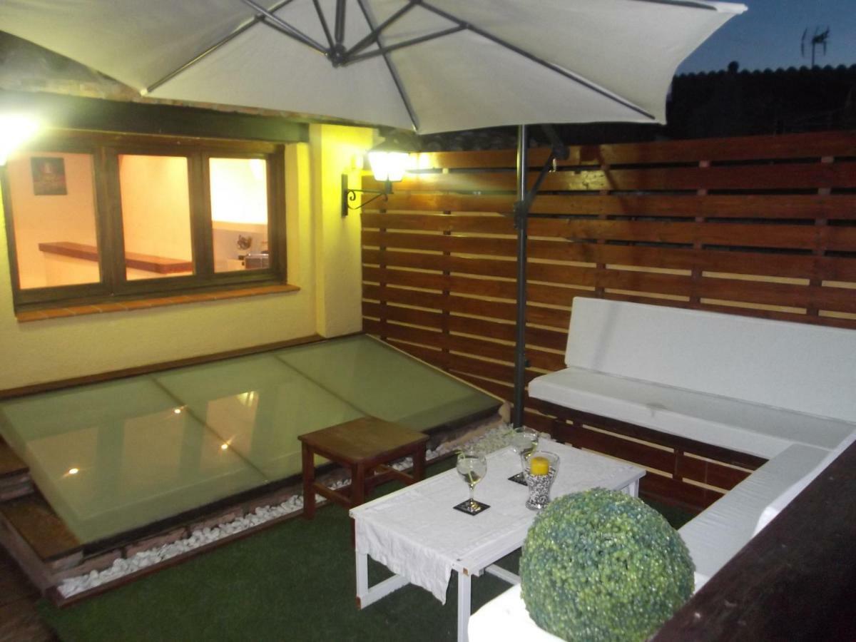 A&E.Escornalbou Bed and Breakfast Vilanova de Escornalbou Exteriör bild