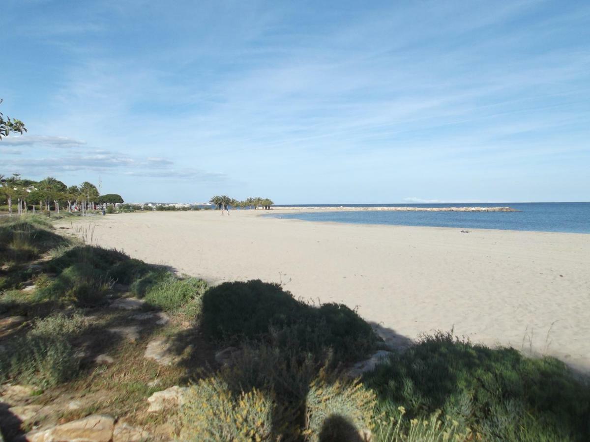 A&E.Escornalbou Bed and Breakfast Vilanova de Escornalbou Exteriör bild