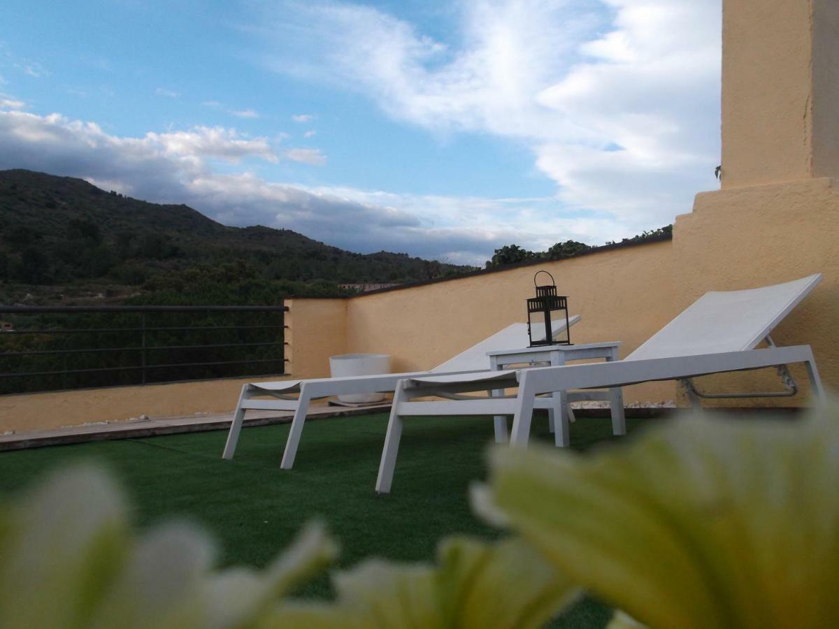 A&E.Escornalbou Bed and Breakfast Vilanova de Escornalbou Exteriör bild