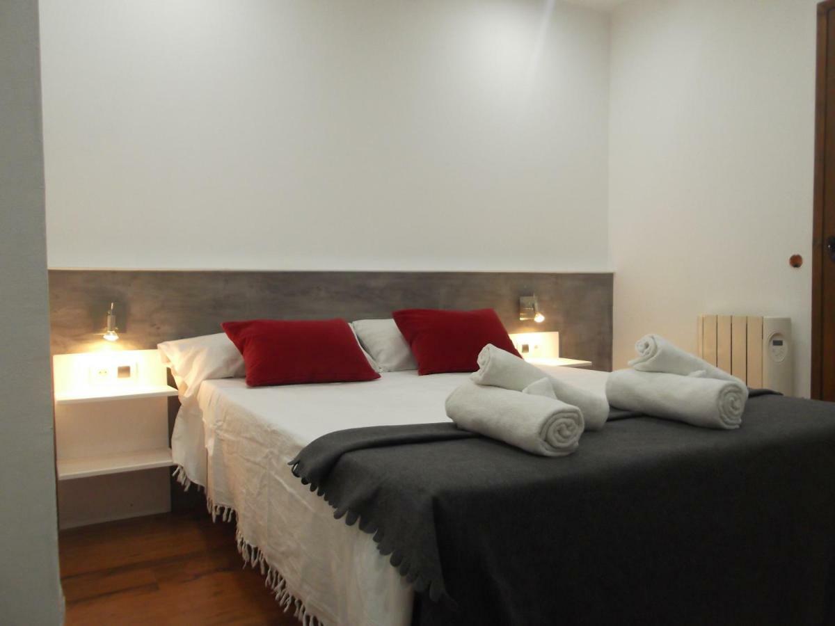 A&E.Escornalbou Bed and Breakfast Vilanova de Escornalbou Exteriör bild